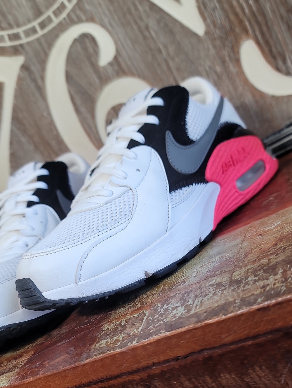 🔥 Nike Air Max Excee "Hyper Pink" Wmns 8 Great Condition, Fast Shipping - Picture 7 of 14
